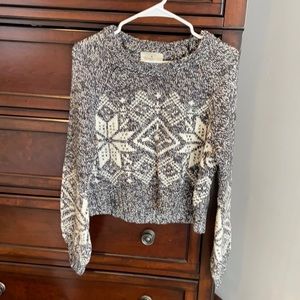 Snowflake sweater. Size Medium.